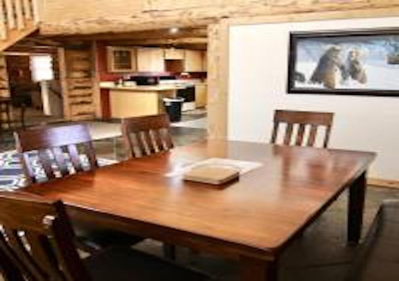 Log Haven In Blanding Vila Exterior foto