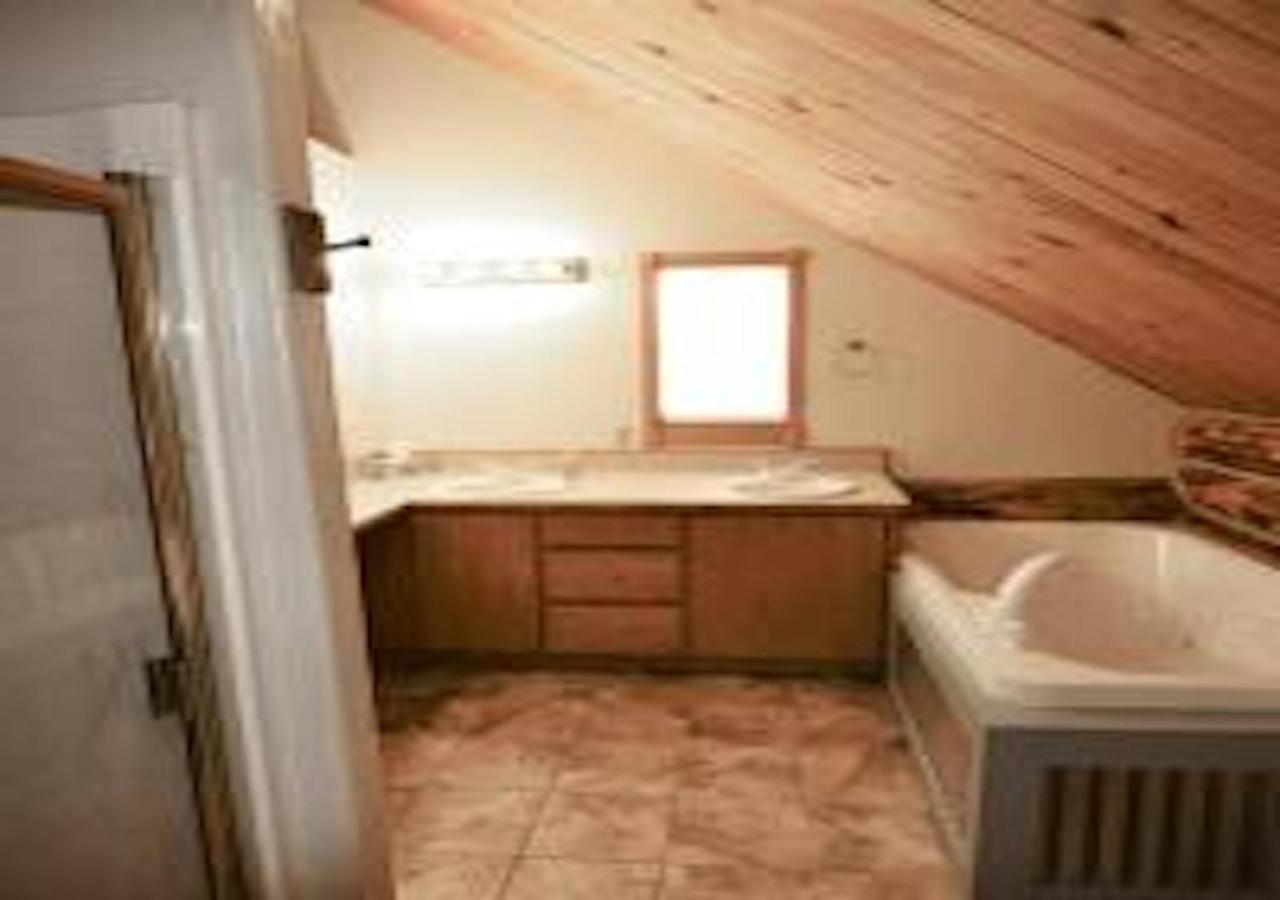 Log Haven In Blanding Vila Exterior foto