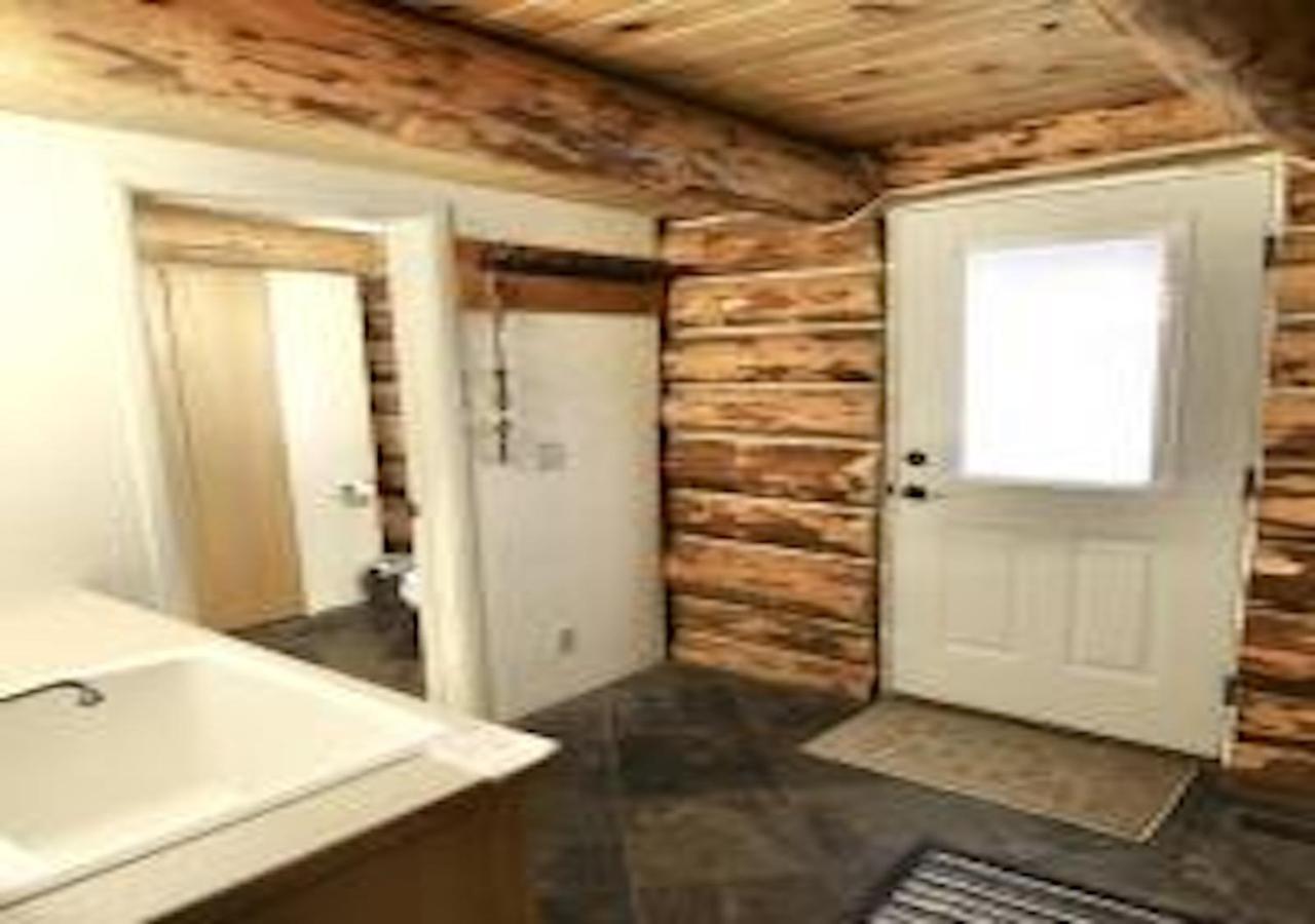 Log Haven In Blanding Vila Exterior foto