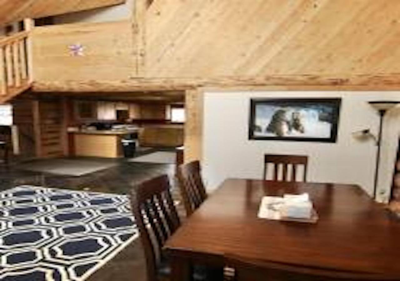 Log Haven In Blanding Vila Exterior foto
